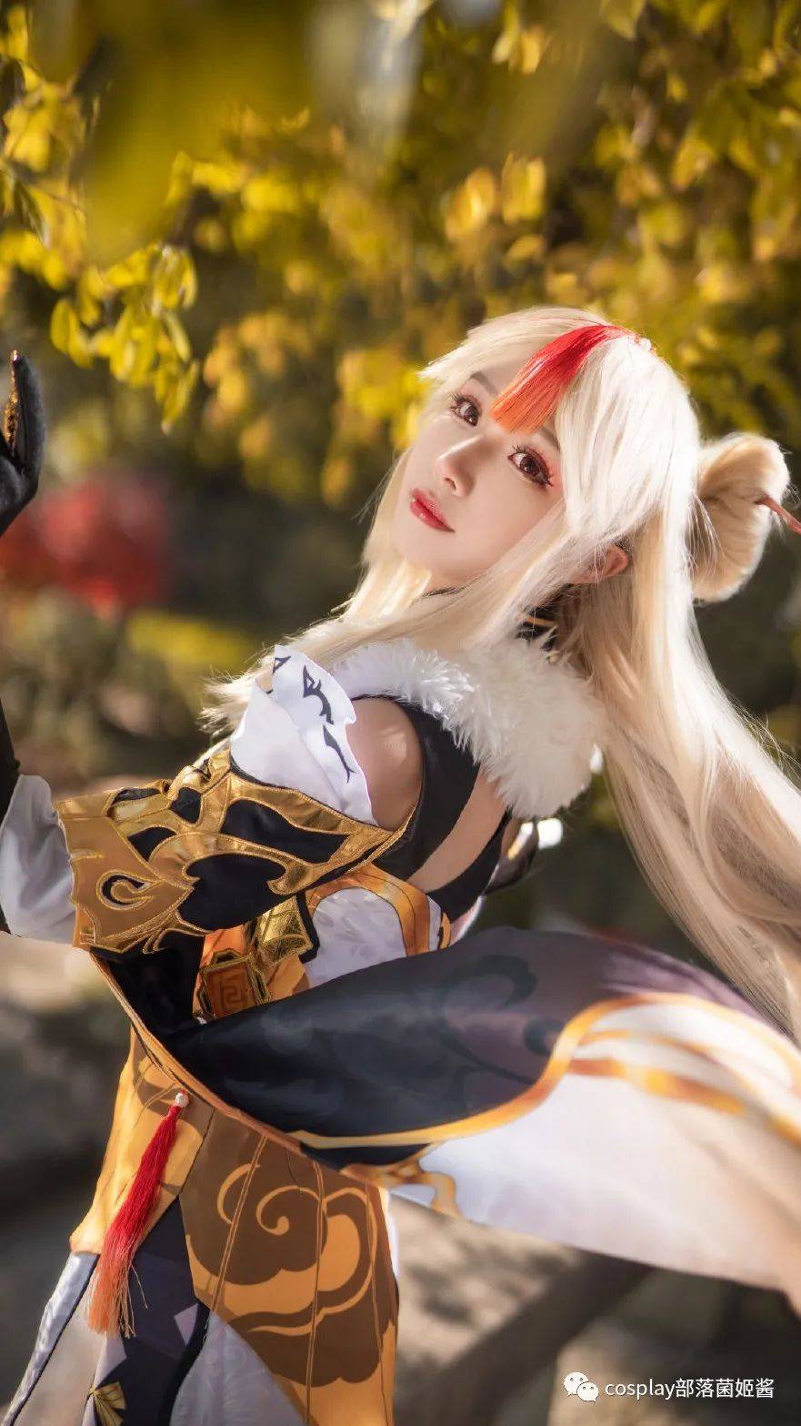 cos:原神掩月天权凝光,要做个交易嘛 - Cosplay - 马哈鱼网